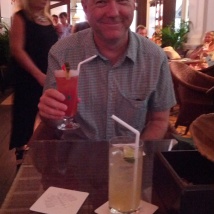 Singapore Sling (pink) and Gin Fizz