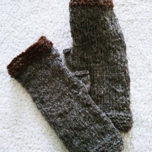 BC wool hand-spun gloves